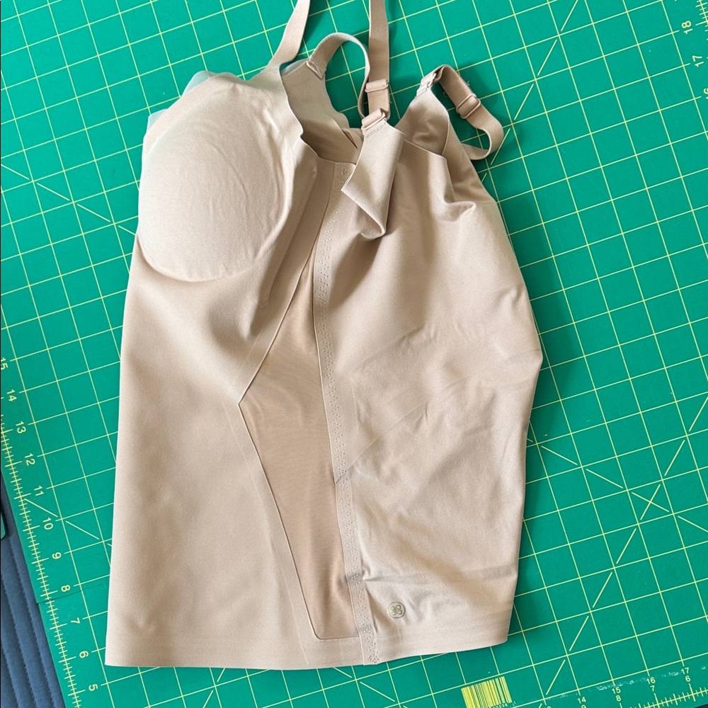 Wow! Honeylove Shapewear Crossover Camisole, sand, size small, like new! - Picture 6 of 8